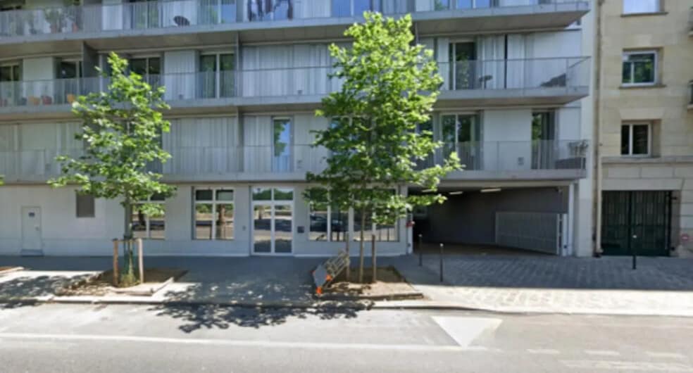 10 Quai Henri IV, Paris for lease - Building Photo - Image 2 of 4