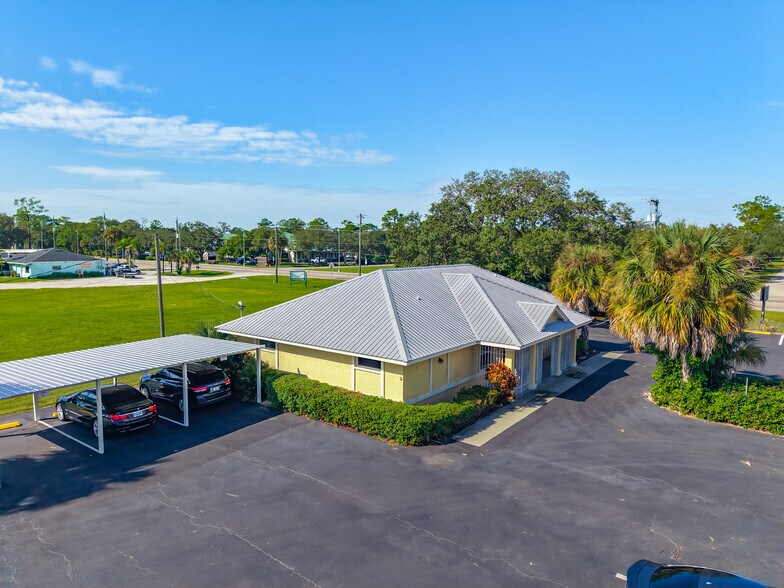 45 Bryan Ave, LaBelle, FL à vendre - Photo du bâtiment - Image 3 de 39