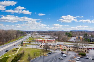 2349 South Rd, Poughkeepsie, NY - Aérien  Vue de la carte