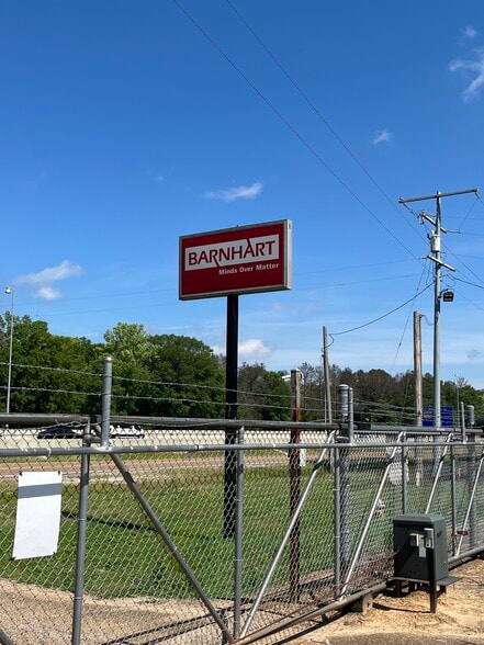 3460 I 55 S, Jackson, MS à louer - Photo du bâtiment - Image 3 de 21