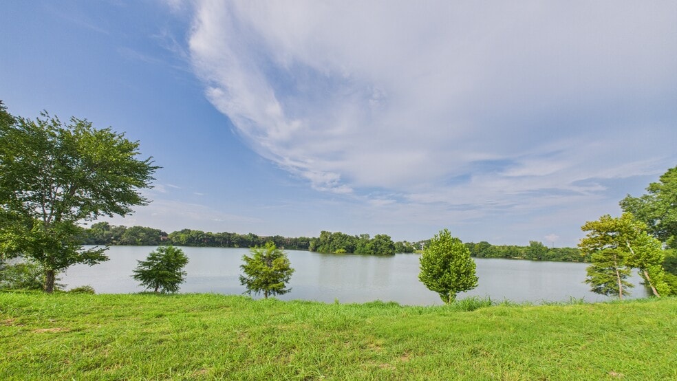 10114 Serrano Park Dr, Houston, TX à vendre - Photo du bâtiment - Image 2 de 5