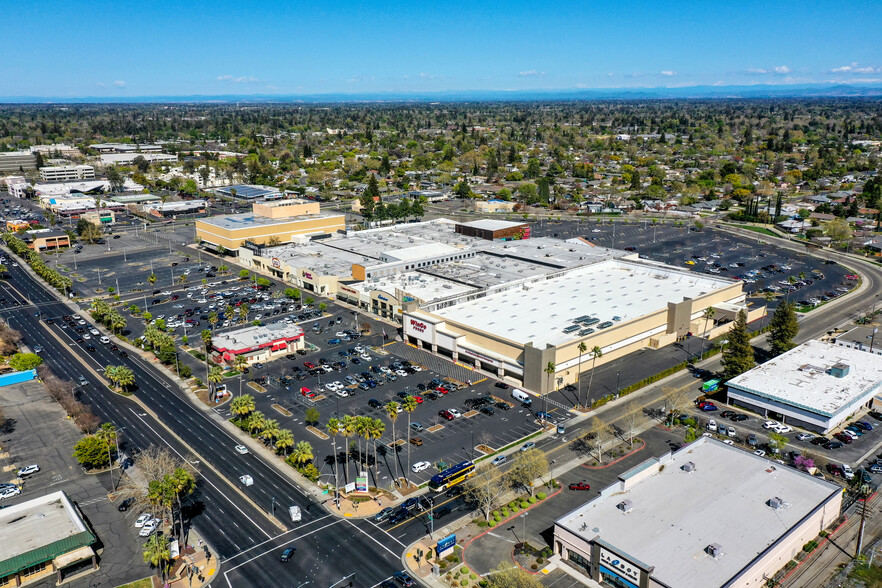 2300-2448 Watt Ave, Sacramento, CA for lease - Building Photo - Image 1 of 32