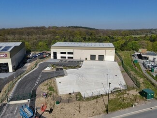 Plus de détails pour Knowsley Ln, Liverpool - Industriel à louer