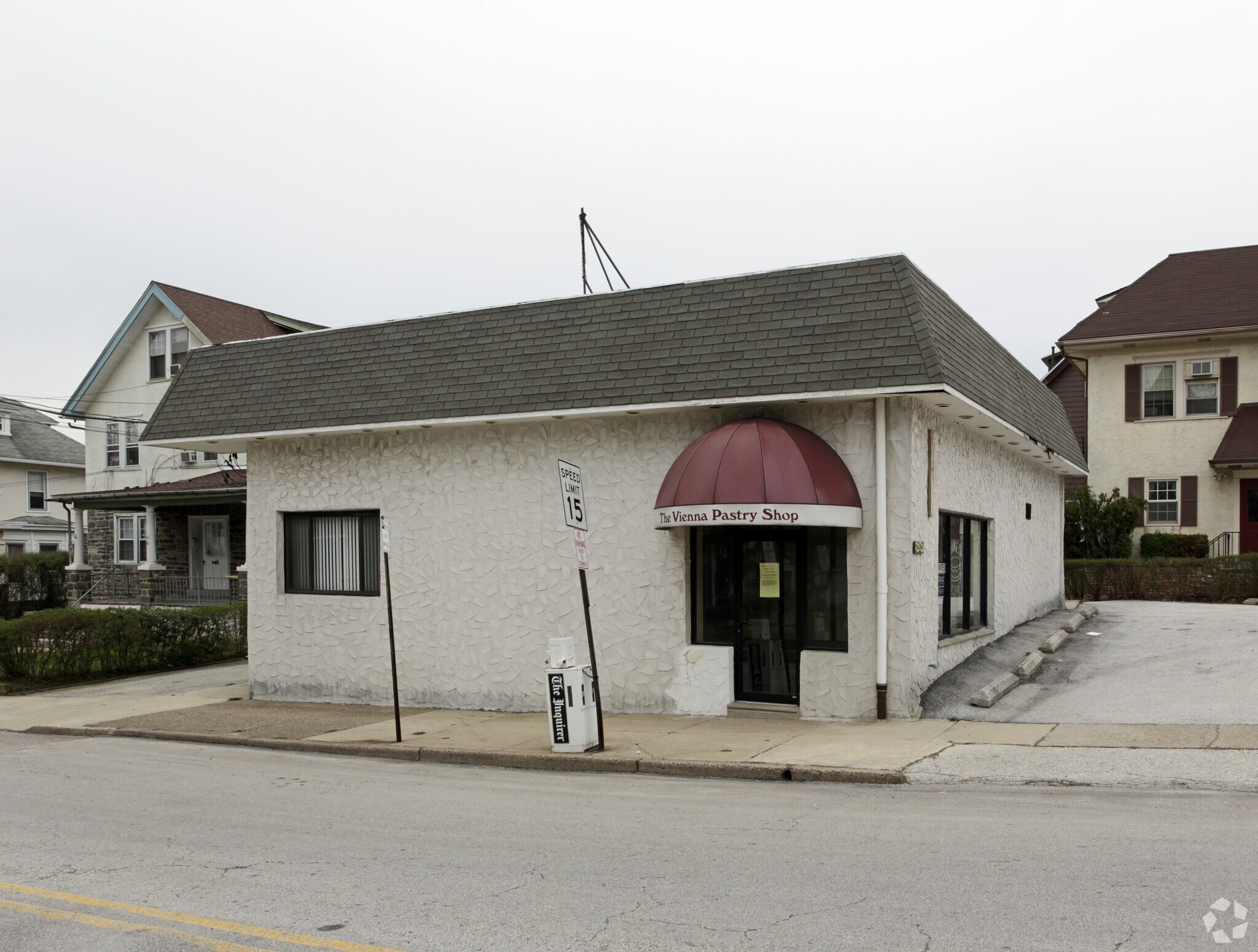 8232 West Chester Pike, Upper Darby Township, PA for lease Primary Photo- Image 1 of 4