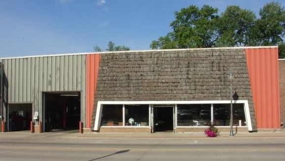 41 Main St, Montello, WI for sale - Building Photo - Image 1 of 15