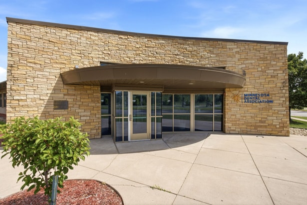 1335 Industrial Blvd, Minneapolis, MN for sale - Building Photo - Image 3 of 11