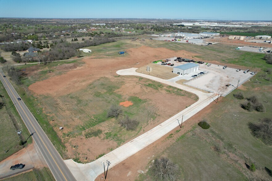 SW 74th & S Rockwell, Oklahoma City, OK à vendre - Aérien - Image 2 de 3