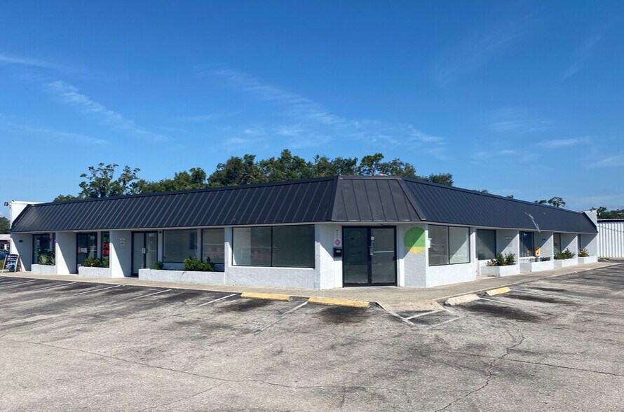 917-923 E Oak St, Arcadia, FL à louer - Photo du bâtiment - Image 3 de 10