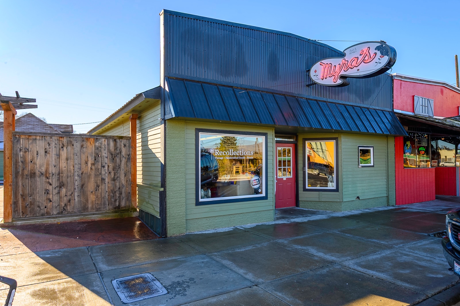 315 Main Ave E, Soap Lake, WA for sale Primary Photo- Image 1 of 52