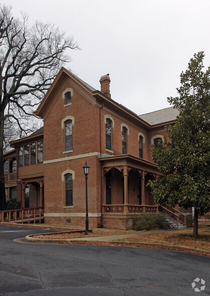 700 S Rock St, Little Rock, AR à louer - Photo du bâtiment - Image 1 de 3