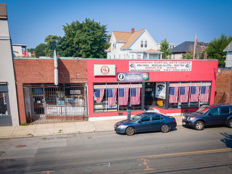 393 Main St, Medford, MA for sale - Building Photo - Image 2 of 14