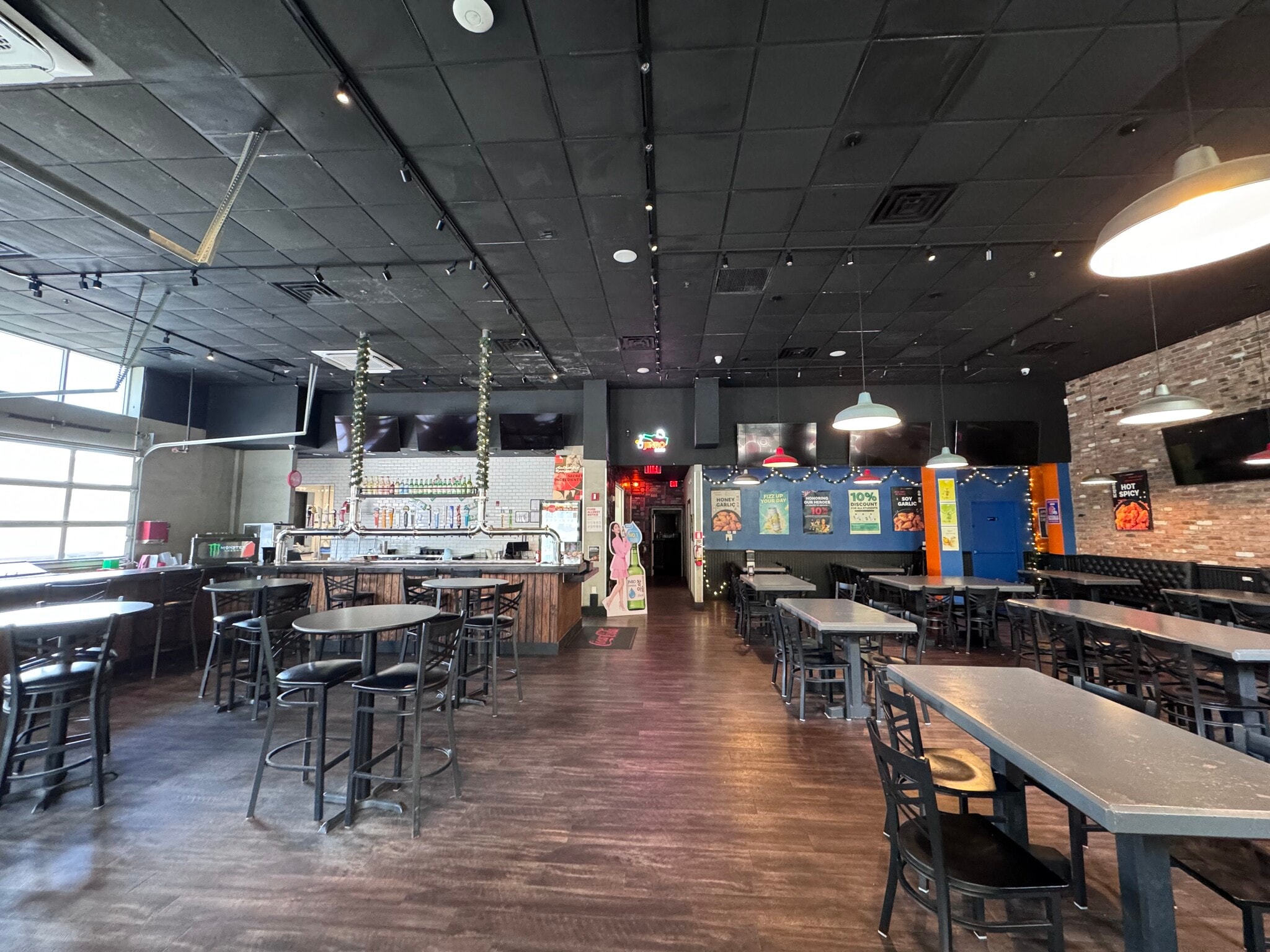 201 SE 2nd Ave, Gainesville, FL for lease Interior Photo- Image 1 of 8