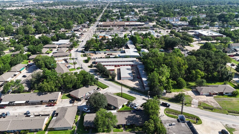 1990 Campbell Rd, Houston, TX à vendre - Photo du bâtiment - Image 3 de 11