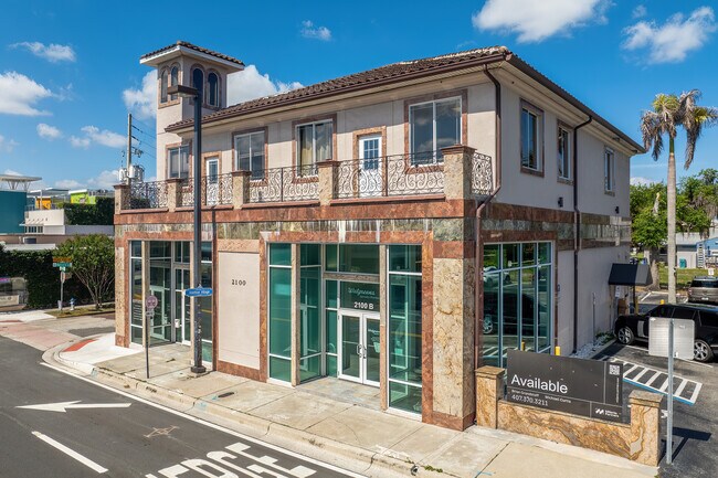Plus de détails pour 2100 N Orange Ave, Orlando, FL - Bureau à vendre