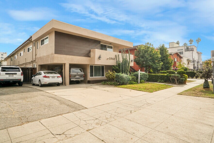 3662 Keystone Ave, Los Angeles, CA à vendre - Photo du bâtiment - Image 3 de 12
