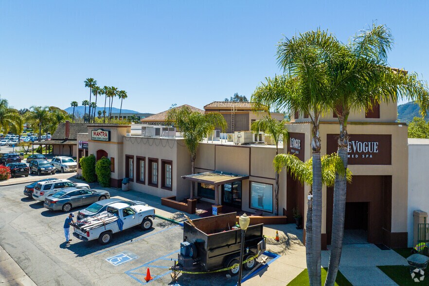 27645 Jefferson Ave, Temecula, CA à vendre - Photo du bâtiment - Image 2 de 6