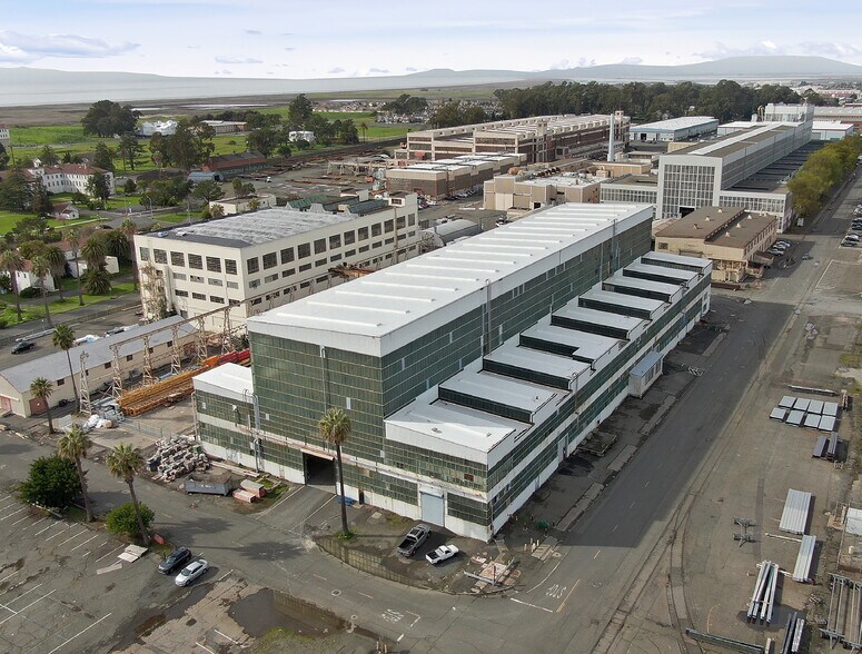 1275 Nimitz Ave, Vallejo, CA à louer - Photo du bâtiment - Image 2 de 5