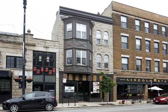 More details for 2428 N Lincoln Ave, Chicago, IL - Retail for Lease