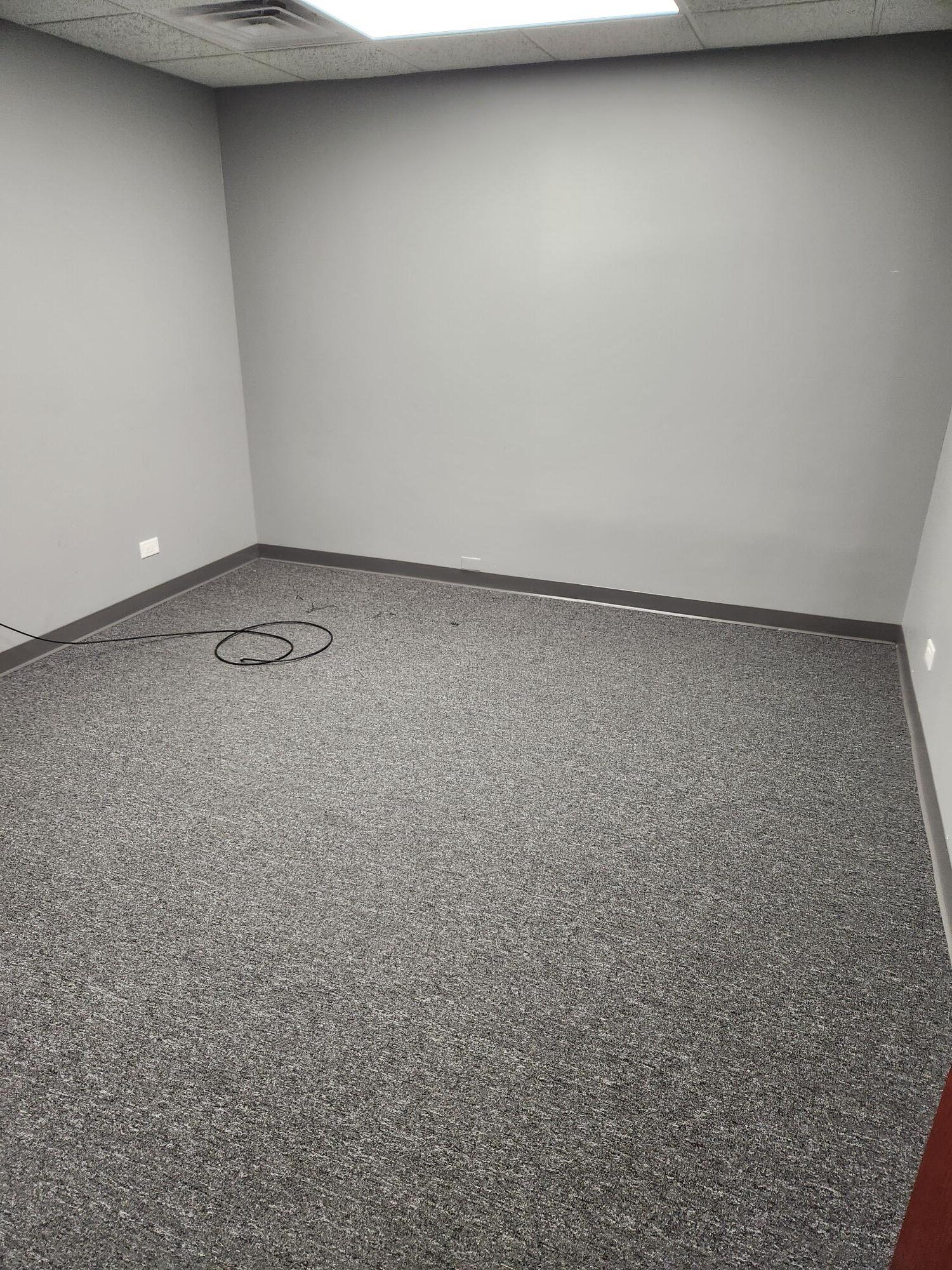 426 S Westgate St, Addison, IL for lease Interior Photo- Image 1 of 2