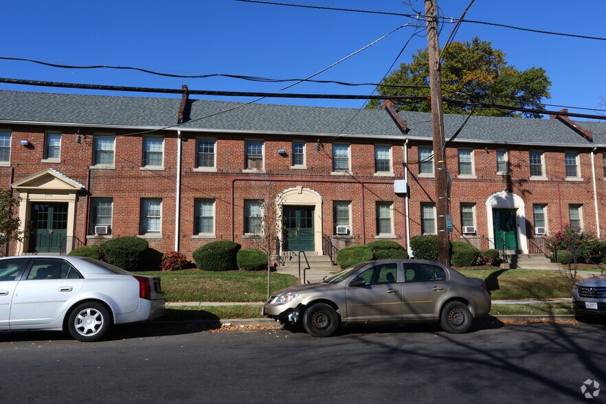 3914 10th St NE, Washington, DC à vendre - Photo du bâtiment - Image 2 de 4