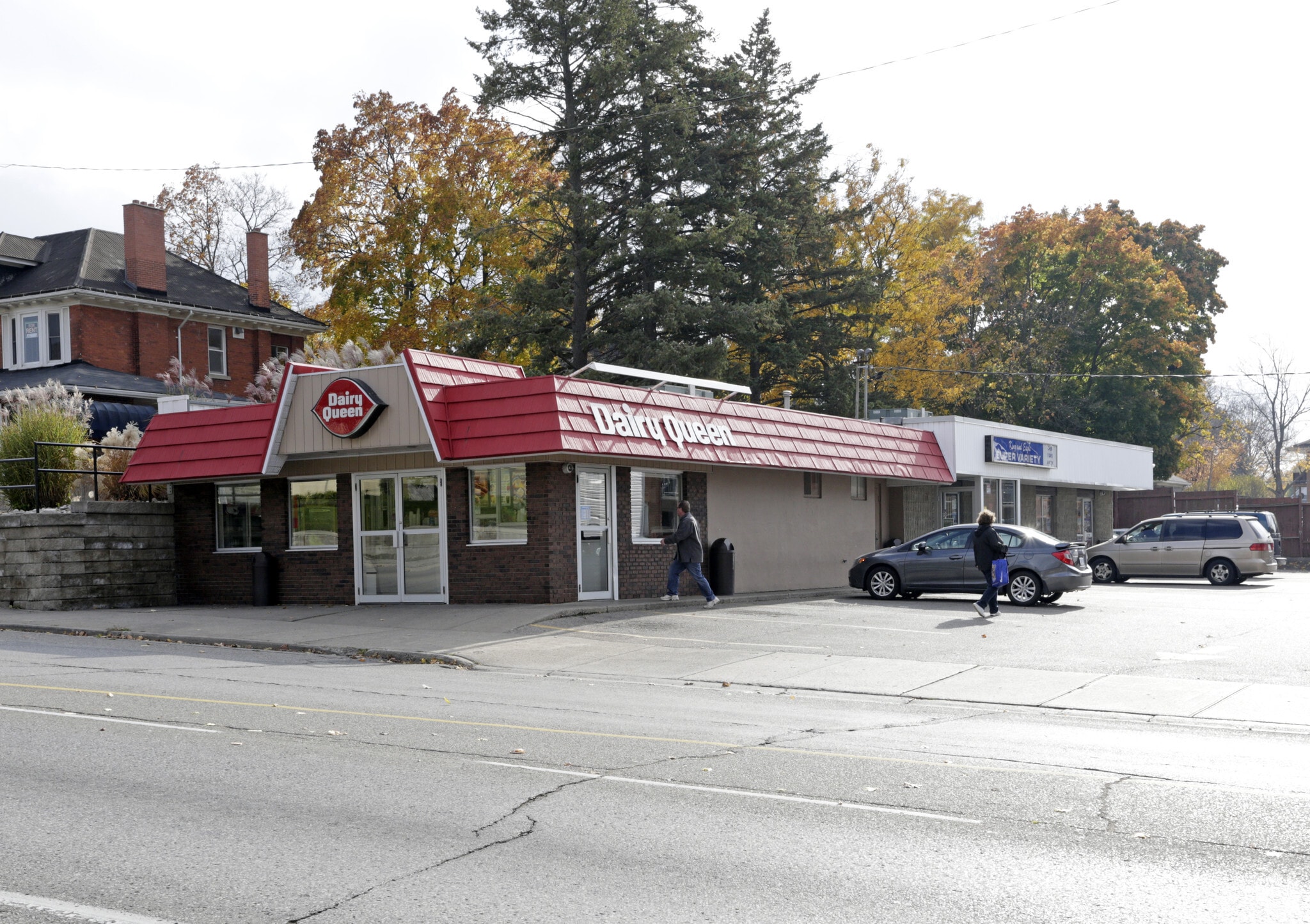 328 King St E, Cambridge, ON for sale Primary Photo- Image 1 of 1