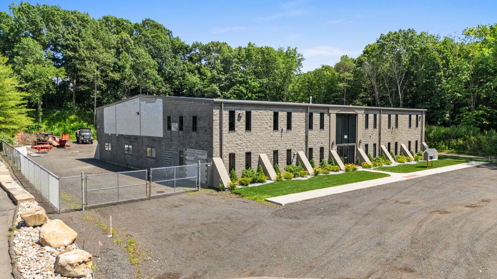 28 Costello Pl, Newington, CT for lease - Building Photo - Image 1 of 6