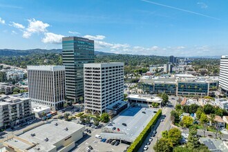 15255 Ventura Blvd, Sherman Oaks, CA - Aerial  map view
