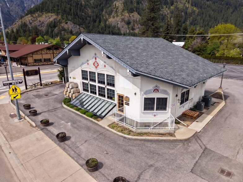 300 US Highway 2, Leavenworth, WA à vendre - Photo du bâtiment - Image 3 de 12