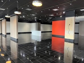 2019-2521 Post Oak Blvd, Houston, TX for lease Interior Photo- Image 2 of 7