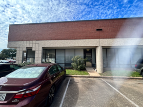 1010-1020 Hercules Ave, Houston, TX for lease Building Photo- Image 1 of 3