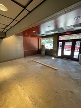 703-711 Main St, Woodland, CA à louer Photo du bâtiment- Image 2 de 3