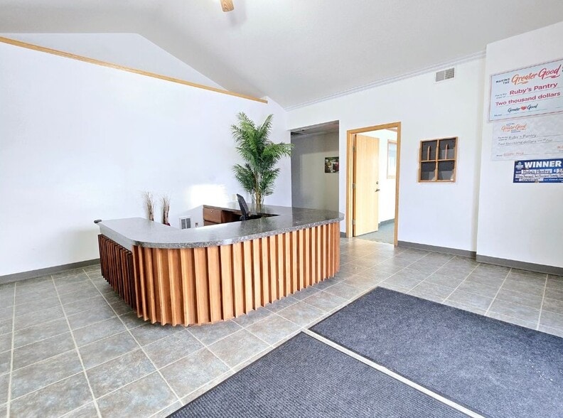 5833 Pecan St, North Branch, MN for sale - Building Photo - Image 2 of 22