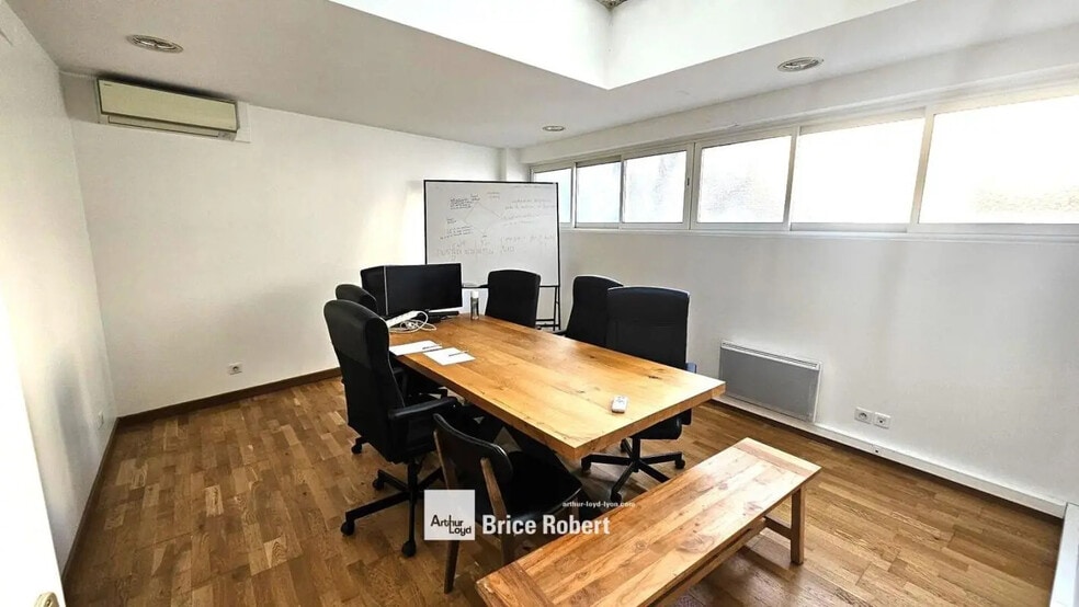 12 Rue Louis Dansard, Lyon à louer - Photo intérieure - Image 2 de 4