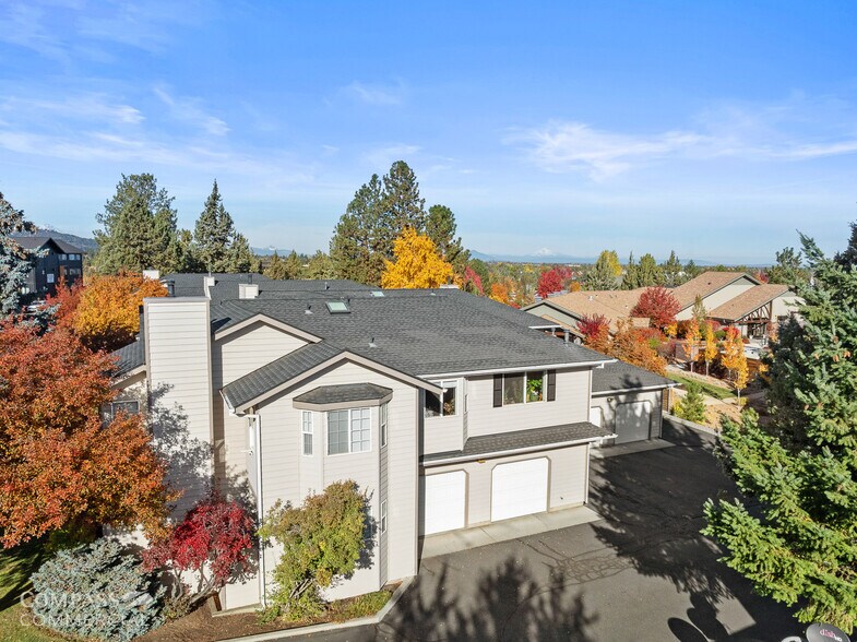 2422-2444 NE Conners Ave Bnd, Bend, OR à vendre - Photo du bâtiment - Image 3 de 15