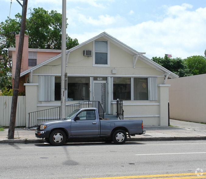 521 NW 12th Ave, Miami, FL for sale - Primary Photo - Image 1 of 5
