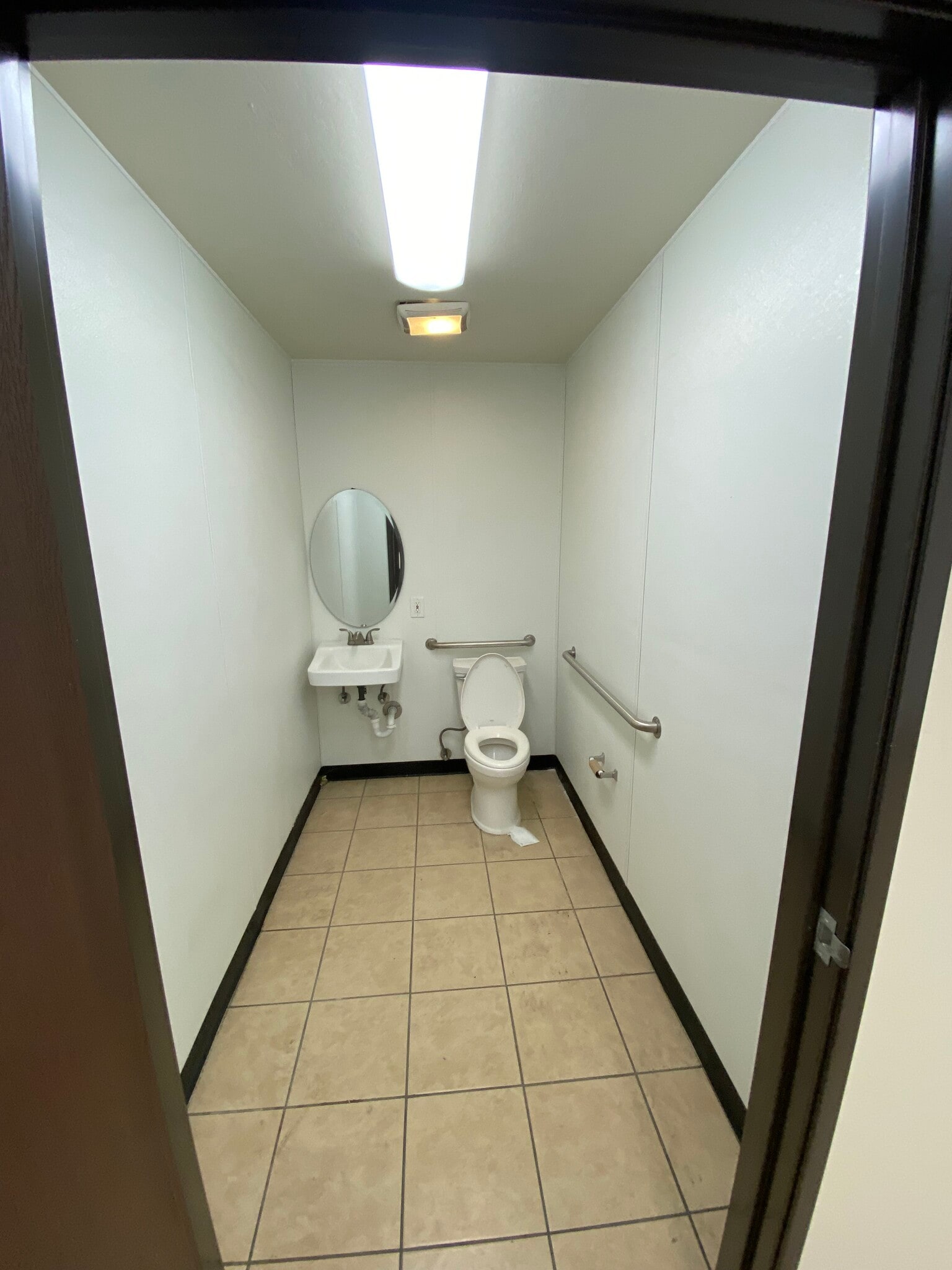 4263-4273 Power Inn Rd, Sacramento, CA for lease Interior Photo- Image 1 of 5