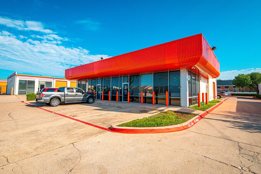 4111 US Highway 80, Mesquite, TX à louer - Photo du bâtiment - Image 1 de 11