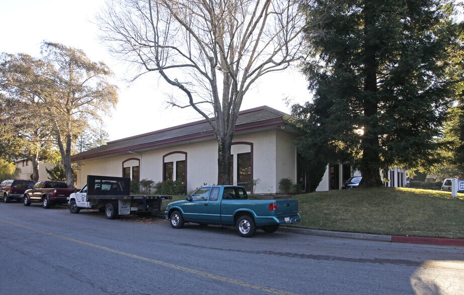 225-231 Technology Cir, Scotts Valley, CA for lease - Building Photo - Image 3 of 5