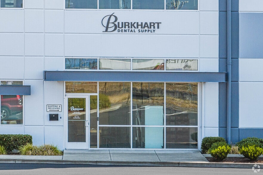 1514 Taylor Way, Tacoma, WA à louer - Photo du bâtiment - Image 3 de 5