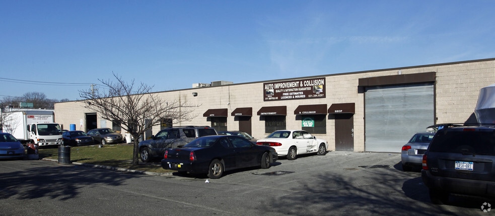 501-511 Sheffield Ave, West Babylon, NY for lease - Building Photo - Image 3 of 3