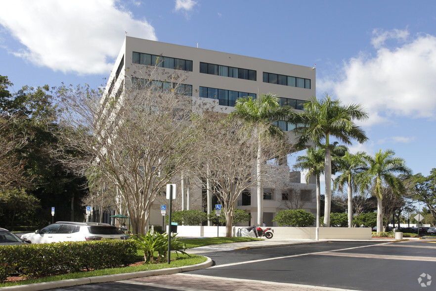 6700 N Andrews Ave, Fort Lauderdale, FL à louer - Photo principale - Image 1 de 16