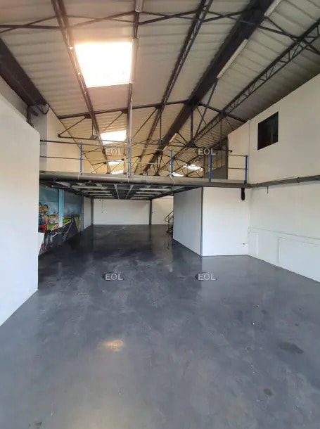 Flex in Coulommiers for lease Interior Photo- Image 1 of 4