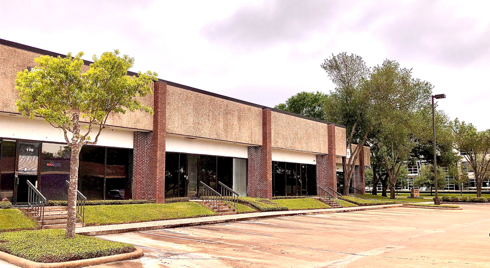 16223 Park Row, Houston, TX for lease - Building Photo - Image 1 of 1