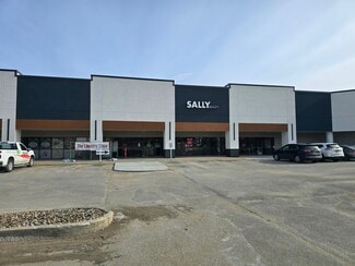 Plus de détails pour 4365 Merle Hay Rd, Des Moines, IA - Commerce de détail à louer