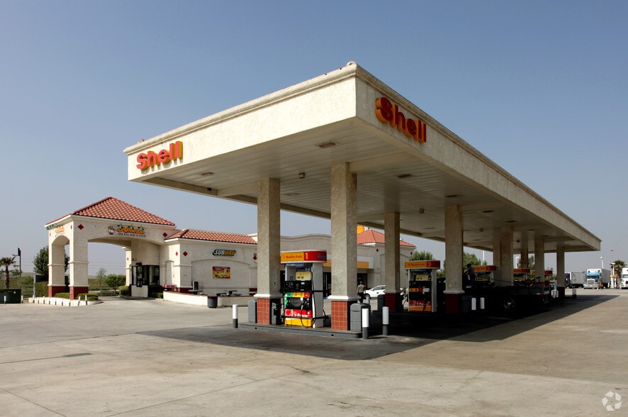 3873 Pyrite St, Jurupa Valley, CA for lease - Primary Photo - Image 1 of 8