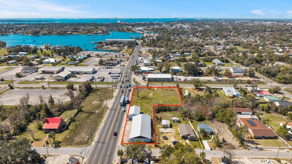 2135 E 5th St, Panama City, FL for sale - Aerial - Image 2 of 36
