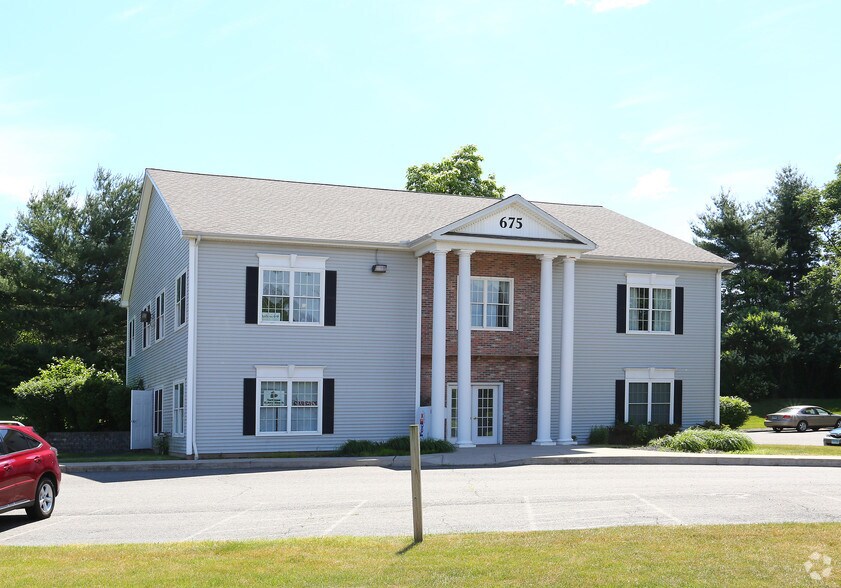 675 Berlin Tpke, Berlin, CT for lease - Primary Photo - Image 1 of 4