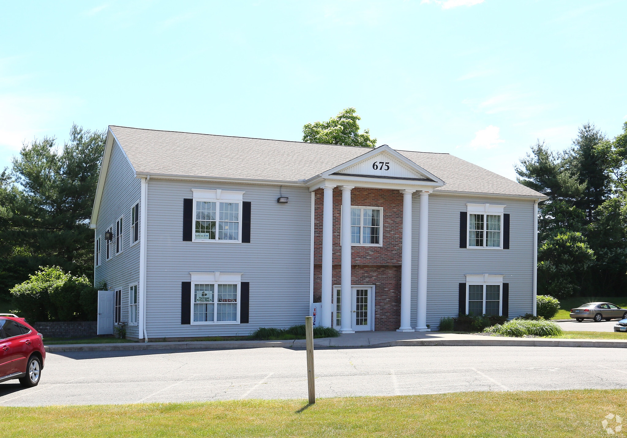 675 Wilbur Cross Hwy, Berlin, CT for lease Primary Photo- Image 1 of 5