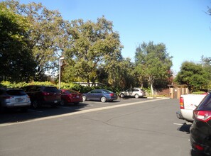 521-525 College Ave, Santa Rosa, CA for lease Building Photo- Image 1 of 7