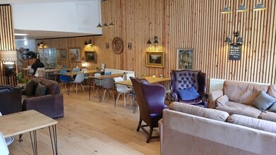 Captain Cooks Close, Loftus for sale Interior Photo- Image 1 of 5